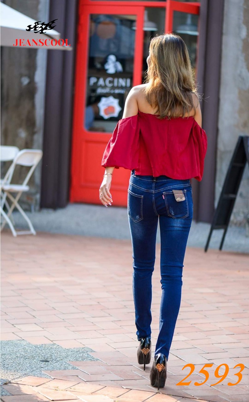 小胡子牛仔【2593】排扣高腰長褲，深色丹寧，吊磨工藝增加自然感，3D激瘦立體剪裁，修腰豐臀版，經典推薦款。