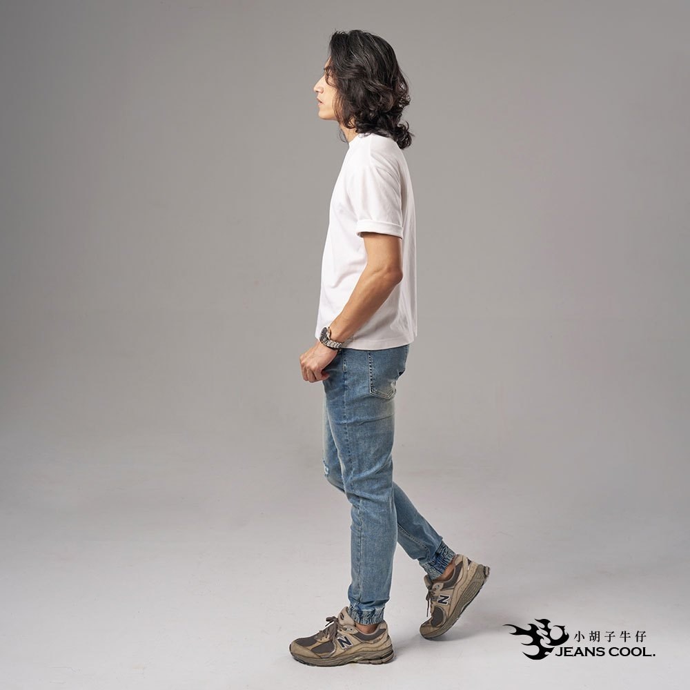 小胡子牛仔【型男973】縮口褲，淺懷舊色系，微鬆款，棉質彈力(劈腿方便)，束口造型簡潔俐落，陽光推薦款。