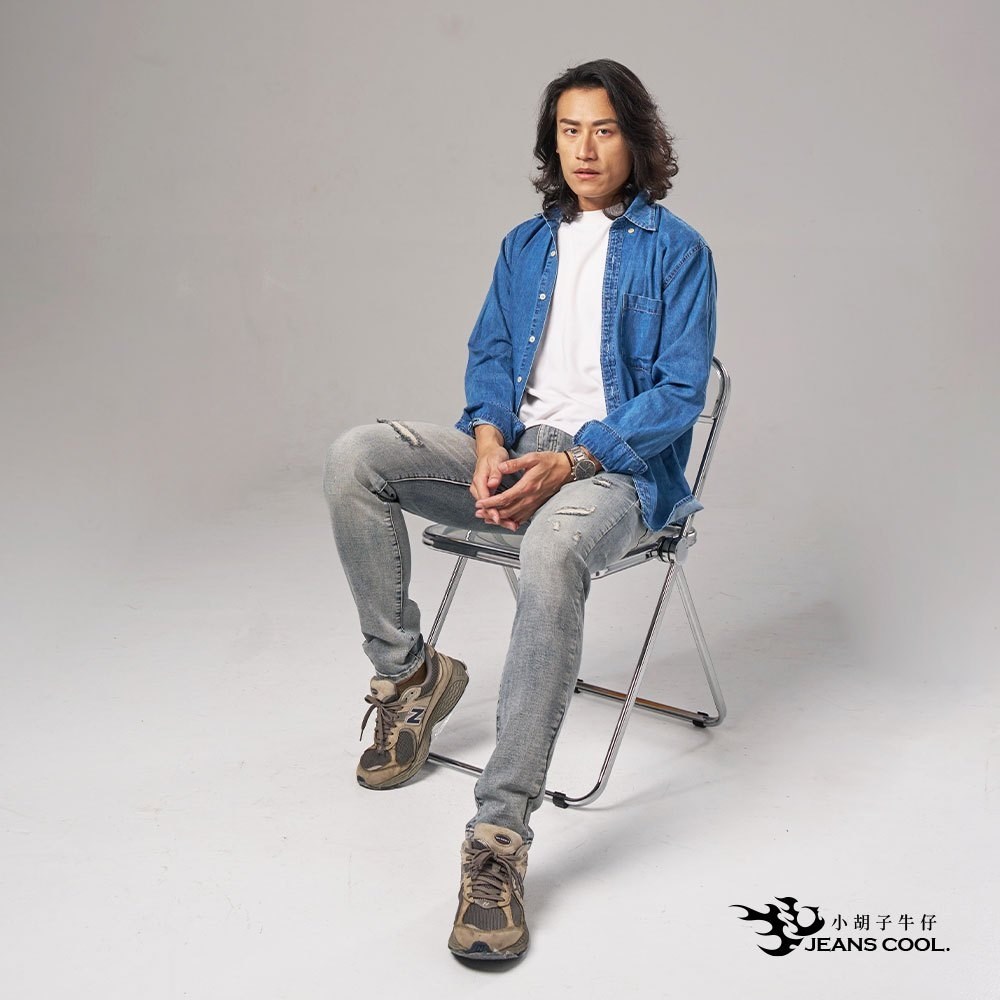 小胡子牛仔【型男19782】牛仔長褲，鹽系-藍灰色，棉質彈力(劈腿方便)，時尚個性，修身煙管，帥氣推薦款。