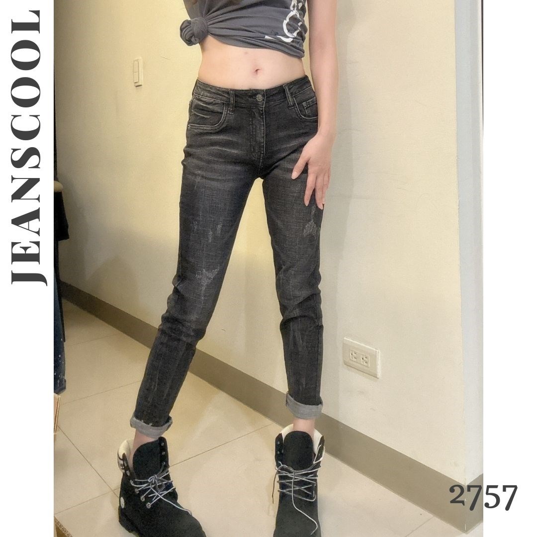 小胡子牛仔【2757】男友褲(哈倫褲)，冷系黑，情侶系列男女都可以穿喔～微鬆款，褲腳可反摺穿約9分效果，流行的混搭風。