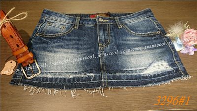 限量絕版短褲裙【3296#1】韓版深彩藍色系，小A裙修腿空間版，內有彈性短褲，不准曝光，獨家推薦款。
